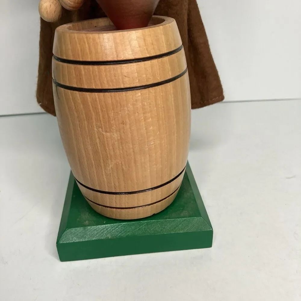Steinbach Nutcracker Bacchus Monk Wine Maker 14